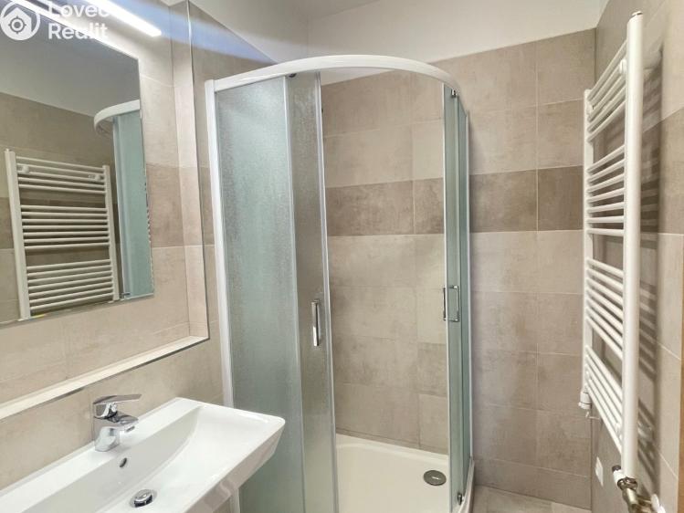 Pronájem bytu 1+KK Pardubice, Pod Vinicí 2848 č. 8