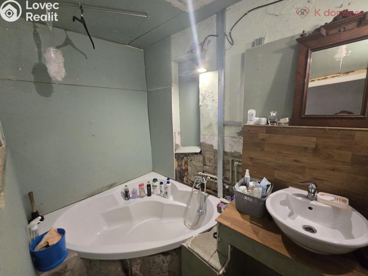 Продаж сімейного будинку Přestavlky č. 12