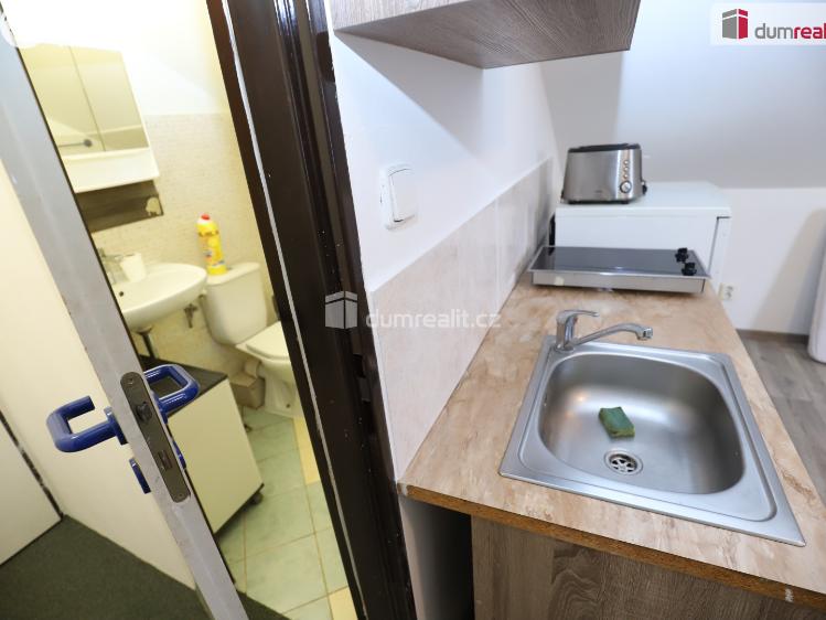 Pronájem bytu 1+KK Karlovy Vary č. 7