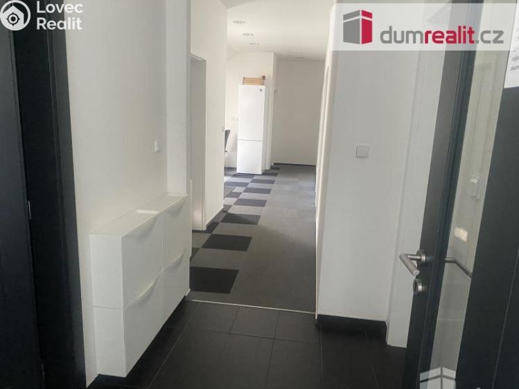 Pronájem bytu 1+KK Praha 14, Pilská č. 9