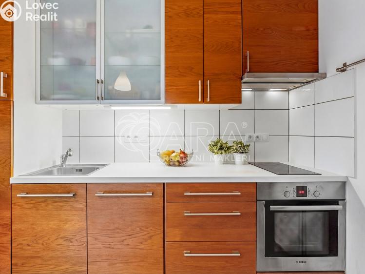 Prodej bytu 2+KK Praha, Ingrišova 1382/1 č. 5