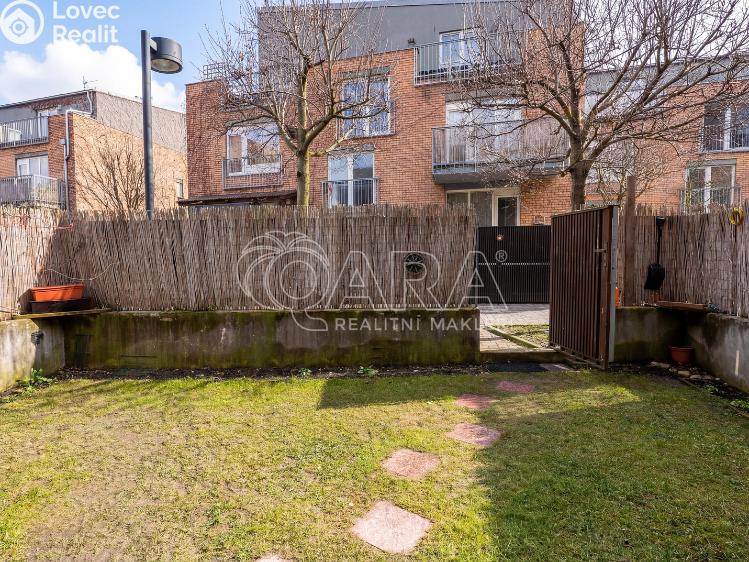 Prodej bytu 2+KK Praha, Ingrišova 1382/1 č. 15