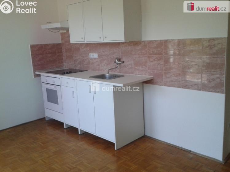 Pronájem bytu 3+1 Luhačovice, Rumunská č. 13