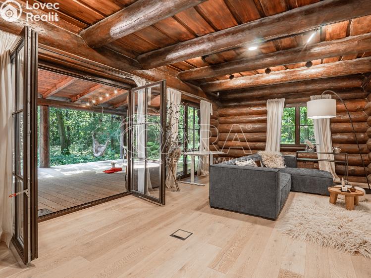 Prodej rodinného domu Hradištko, Kersko 847 č. 8