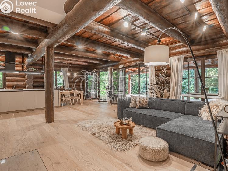 Prodej rodinného domu Hradištko, Kersko 847 č. 9