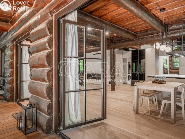 Prodej rodinného domu Hradištko, Kersko 847 č. 9