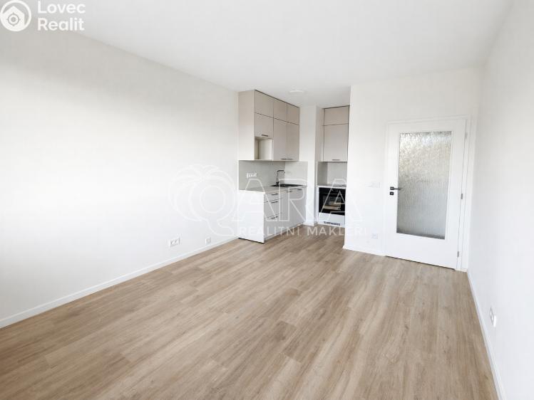 Pronájem bytu 2+KK Praha, Werichova 1145/23 č. 3