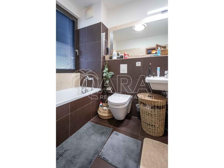 Prodej bytu 2+KK Praha, Sousedíkova 972/7 č. 17