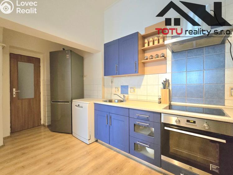 Prodej rodinného domu Broumov, Mírové náměstí č. 7