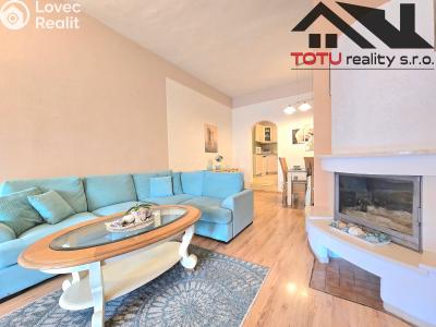 Prodej rodinného domu Broumov, Mírové náměstí č. 4