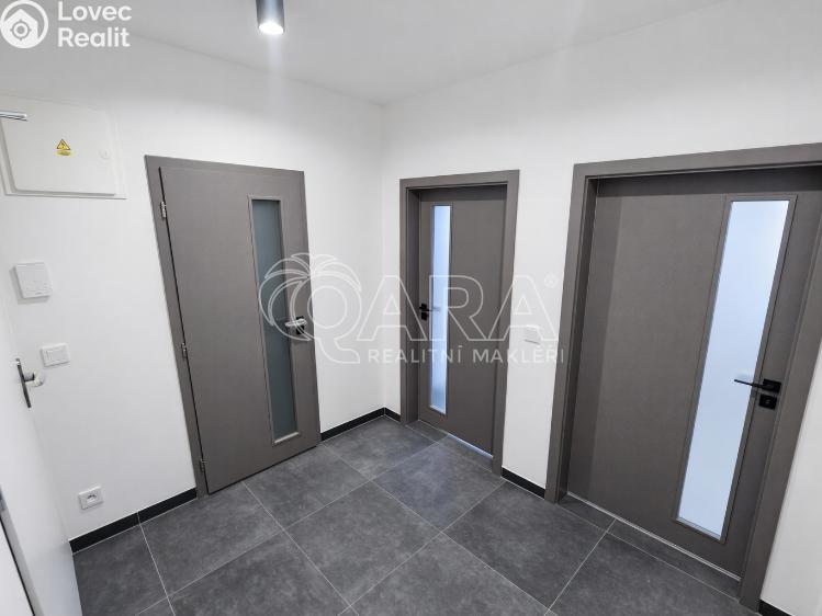 Pronájem bytu 2+KK Praha, Werichova 1145/23 č. 10