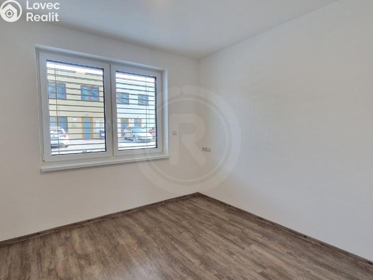 Pronájem bytu 2+KK České Budějovice, Šroubárenská 1358/28 č. 3