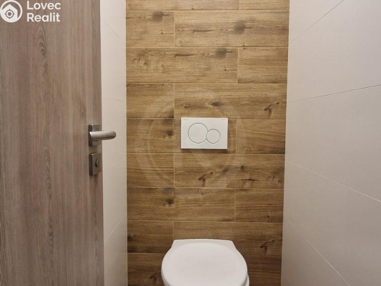 Pronájem bytu 2+KK České Budějovice, Šroubárenská 1358/28 č. 7