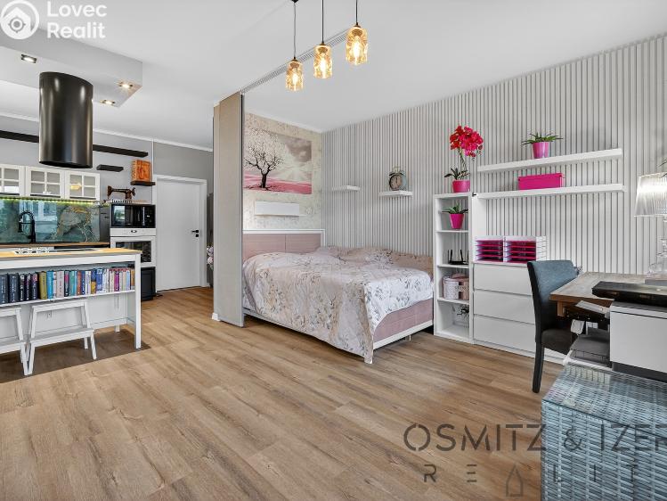 Prodej bytu 1+KK Praha, U Hostavického potoka 932/89 č. 12