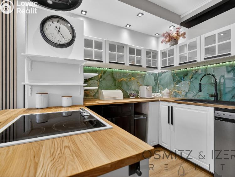 Prodej bytu 1+KK Praha, U Hostavického potoka 932/89 č. 14