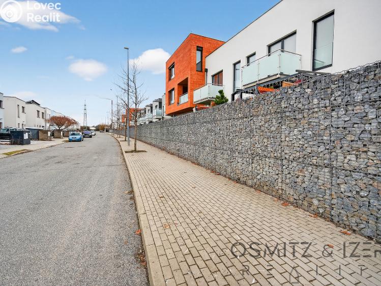 Prodej bytu 1+KK Praha, U Hostavického potoka 932/89 č. 24