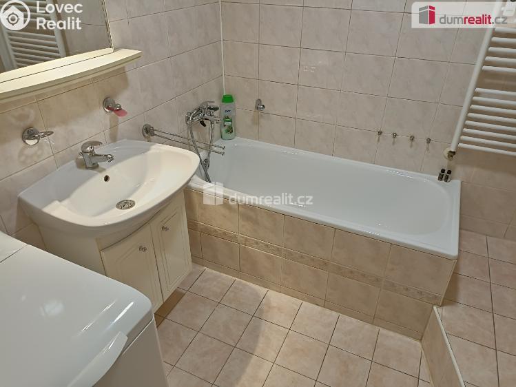 Pronájem bytu 4+1 Praha 10, Na Třebešíně č. 7