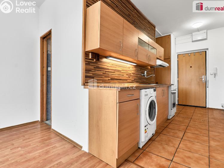 Prodej bytu 2+1 Nová Role, Školní č. 8