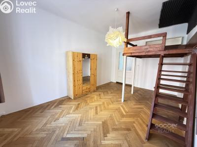 Pronájem bytu 3+1 Praha, Nitranská č. 3