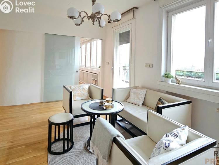 Pronájem bytu 2+KK Praha, Masarykovo nábřeží č. 2