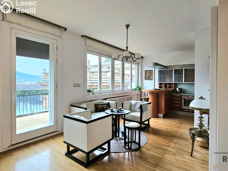 Pronájem bytu 2+KK Praha, Masarykovo nábřeží č. 3