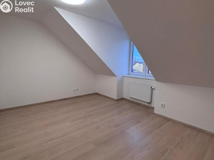 Pronájem bytu 3+1 Jistebník č. 6