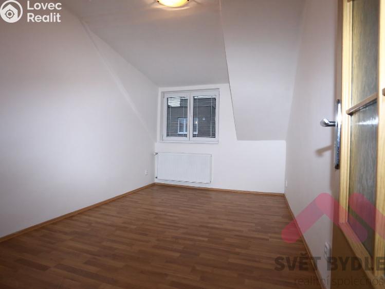 Pronájem bytu 2+KK Praha, Tolstého 690/5 č. 6