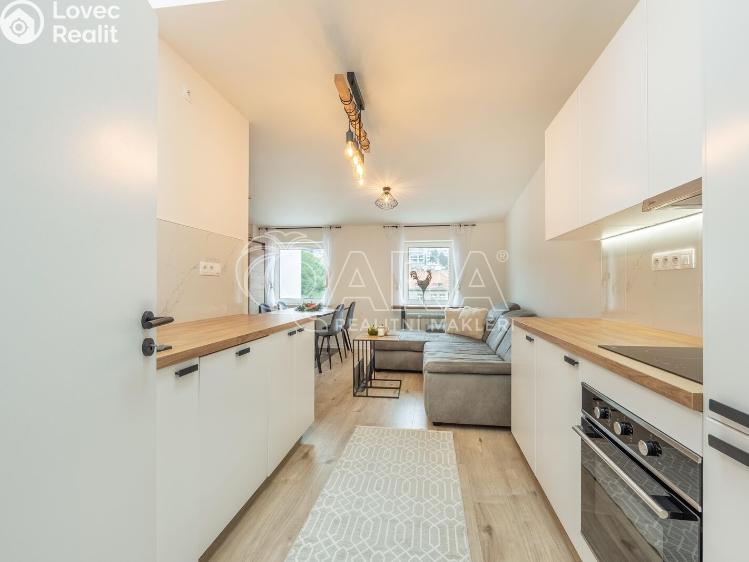 Продаж квартири 2+KK Praha, Holubova 2517/4 č. 13