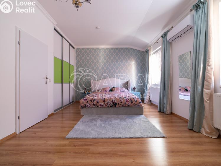 Rent family house Stehelčeves, V. Poláka 400 č. 16