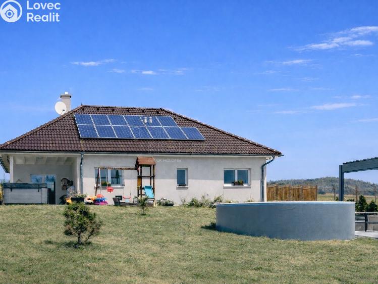 Продажа семейного дома Neveklov č. 1