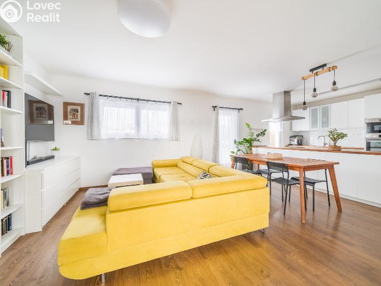 Продаж сімейного будинку Neveklov č. 4