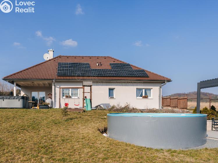 Продаж сімейного будинку Neveklov č. 20