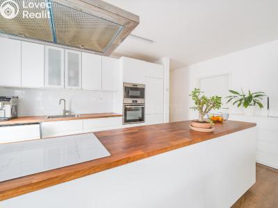 Prodej rodinného domu Neveklov č. 6