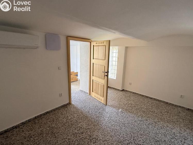 Pronájem obchodního prostoru Vlkov č. 3