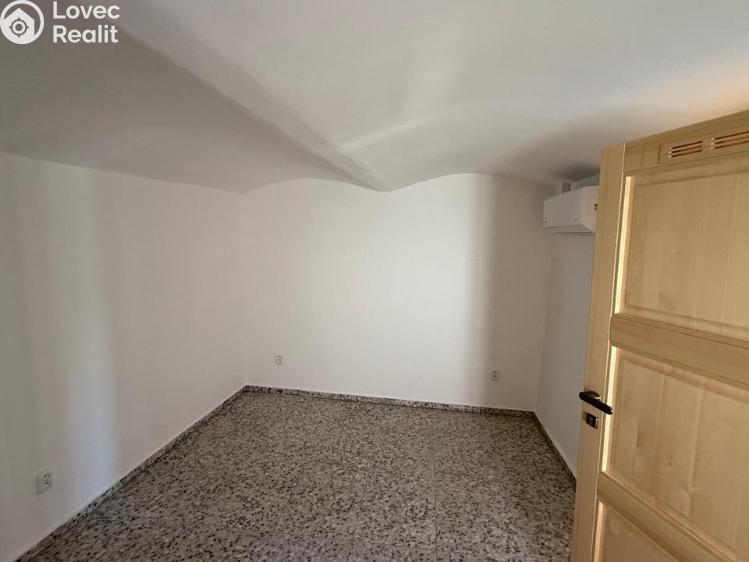 Pronájem obchodního prostoru Vlkov č. 4