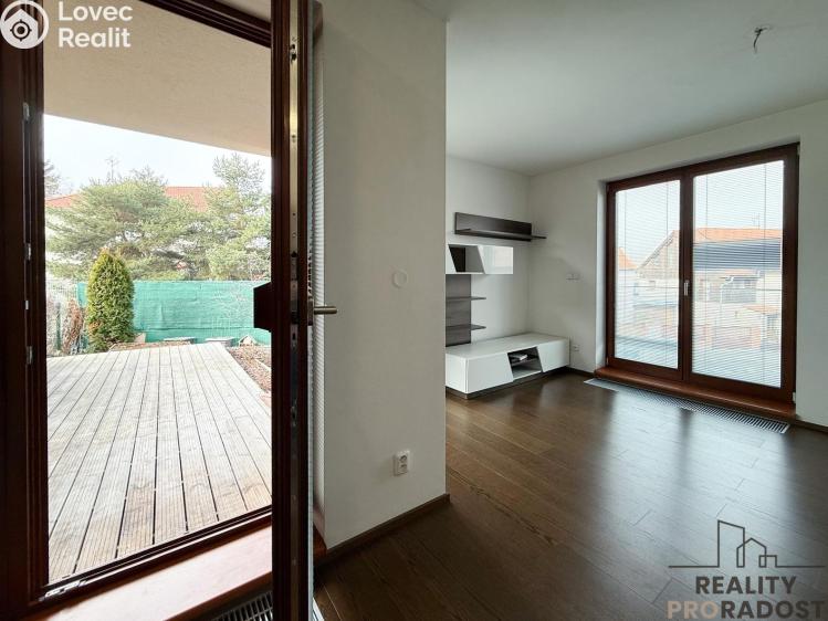 Pronájem bytu 2+KK Praha, Žalanského č. 8