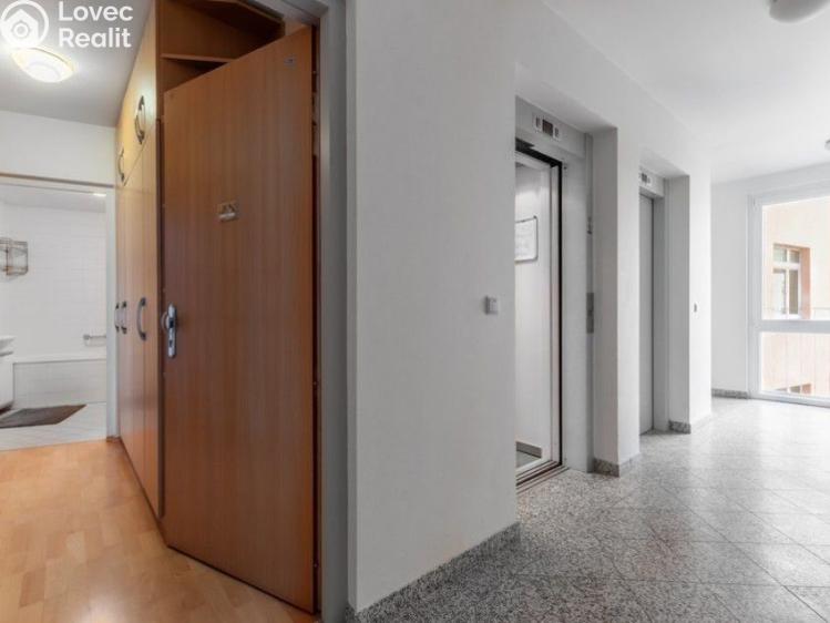 Pronájem bytu 2+KK Praha, U Zvonařky č. 18