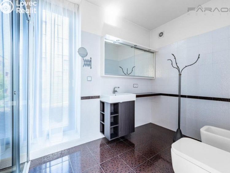 Prodej rodinného domu Praha, Suttnerové č. 25