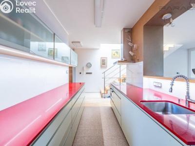 Prodej rodinného domu Praha, Suttnerové č. 6