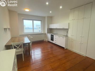 Rent apartment 2+KK Mělník, náměstí Míru č. 1