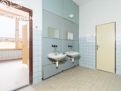 Продаж комерційної нерухомості Duchcov, Sadová 1414 č. 19
