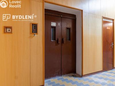 Продаж комерційної нерухомості Duchcov, Sadová 1414 č. 22