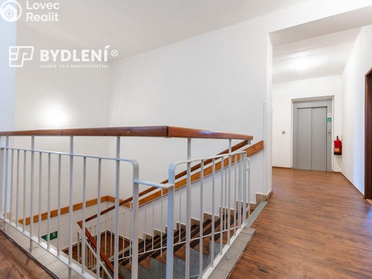 Pronájem komerční nemovitosti Teplice, Jaselská 355 č. 19