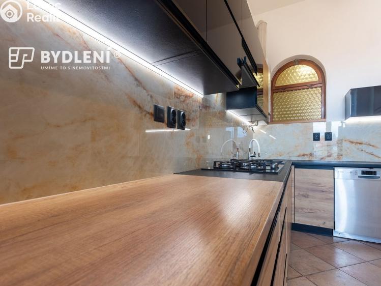 Rent apartment 3+1 Teplice, Novákova 1390/8 č. 29