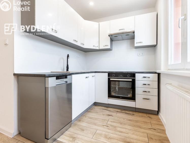 Продажа квартиры 2+1 Chomutov, Zahradní 5173 č. 18