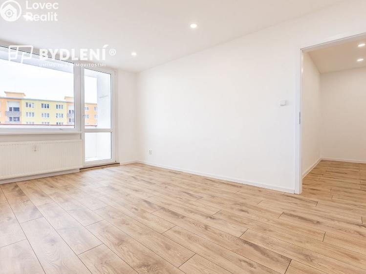 Продажа квартиры 2+1 Chomutov, Zahradní 5173 č. 8