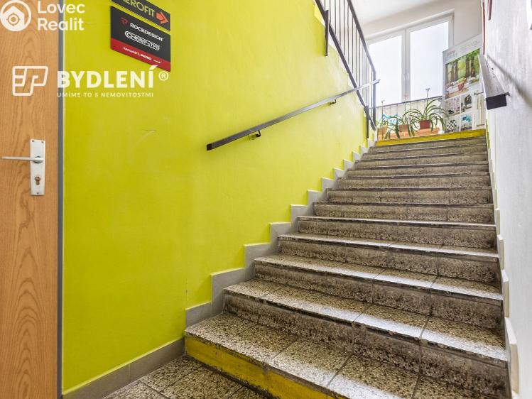 Pronájem kanceláře Teplice, Modlanská 1903 č. 16