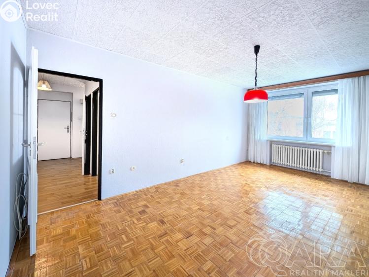 Prodej bytu 3+1 Praha, Svépomoci č. 12