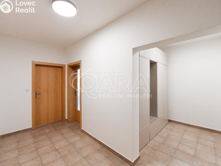 Pronájem bytu 2+KK Praha, Panuškova 1301/4 č. 16