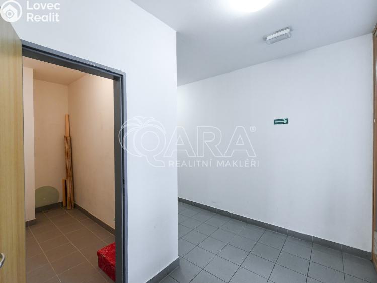 Pronájem bytu 2+KK Praha, Panuškova 1301/4 č. 17